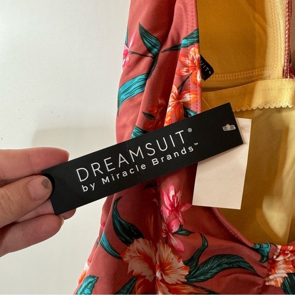 Dreamsuit by Miracle Brands NWT Floral Halter Neck One Piece Swimsuit Size 10 - Picture 4 of 7